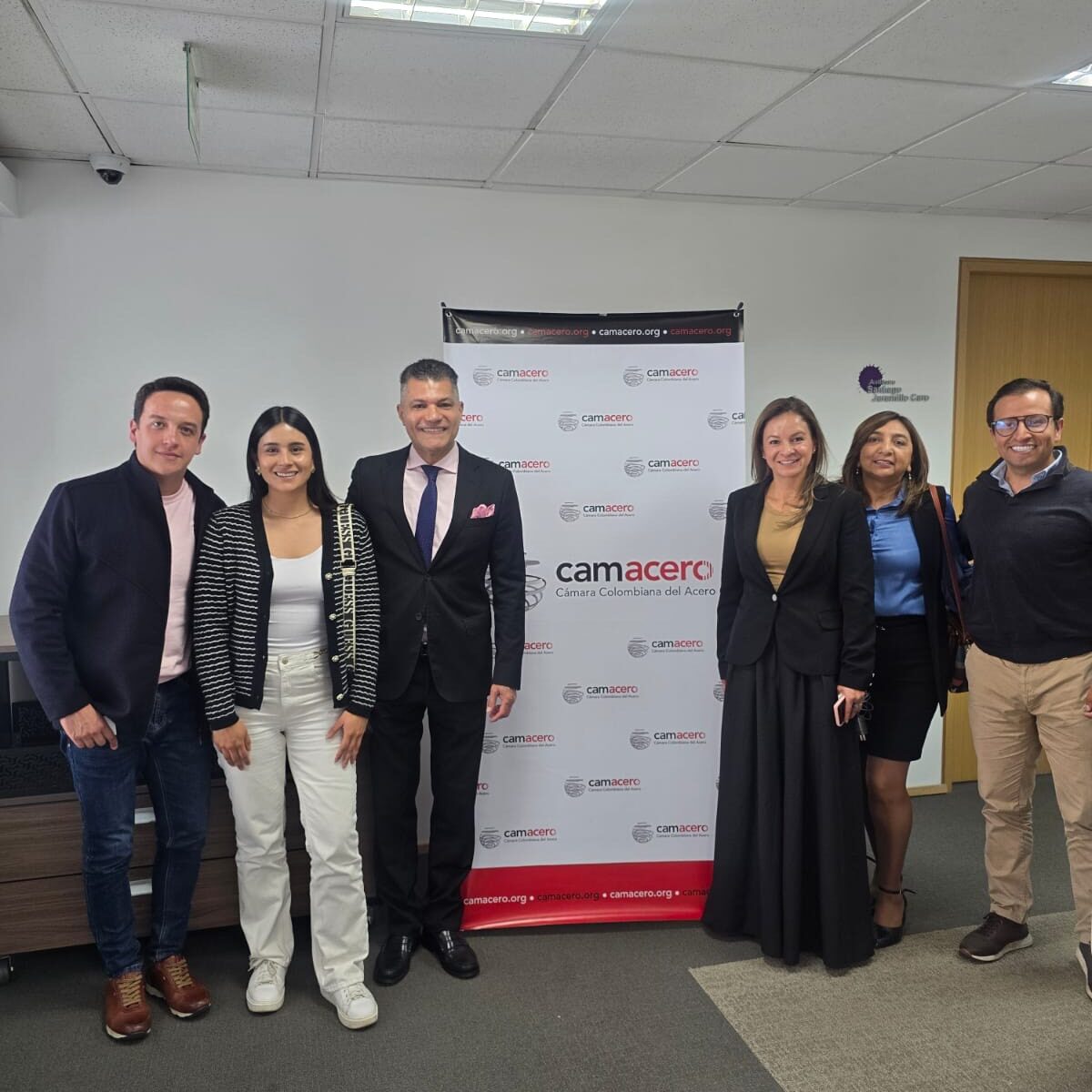 E5EB1DD8-B838-4248-B78D-FF096B399E60-photo-2026-04-22-12-30-02